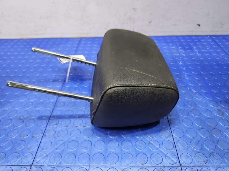 2019 Chevrolet Silverado 3500 Headrest