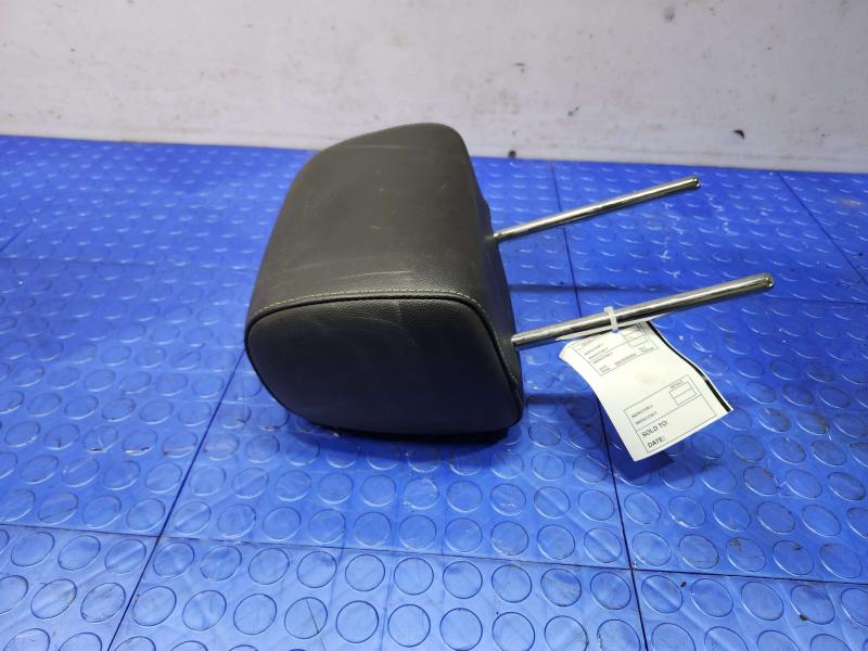 2019 Chevrolet Silverado 3500 Headrest