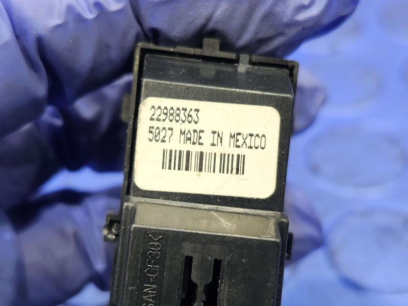 2016 Cadillac ATS Door Switch Front