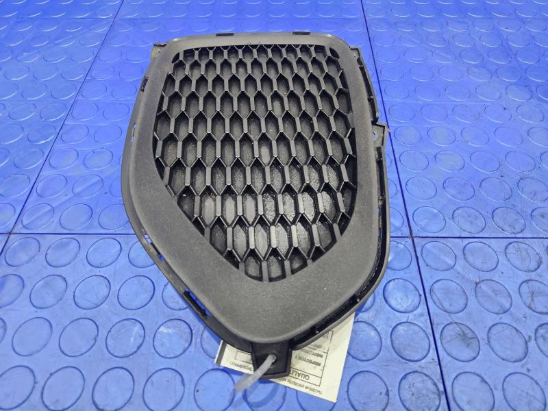 2011 Kia Sorento Grille