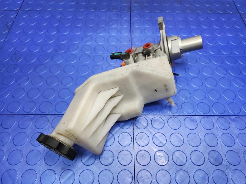 2019 Chevrolet Equinox Master Cylinder