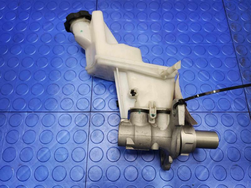 2019 Chevrolet Equinox Master Cylinder
