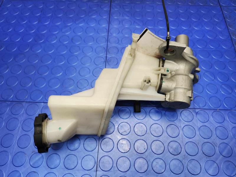 2019 Chevrolet Equinox Master Cylinder