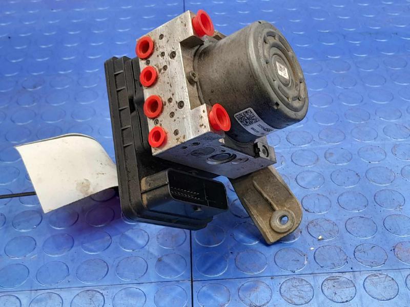 2013 Cadillac ATS ABS Anti Lock Brake Pump Modulator Assembly OEM 22994616