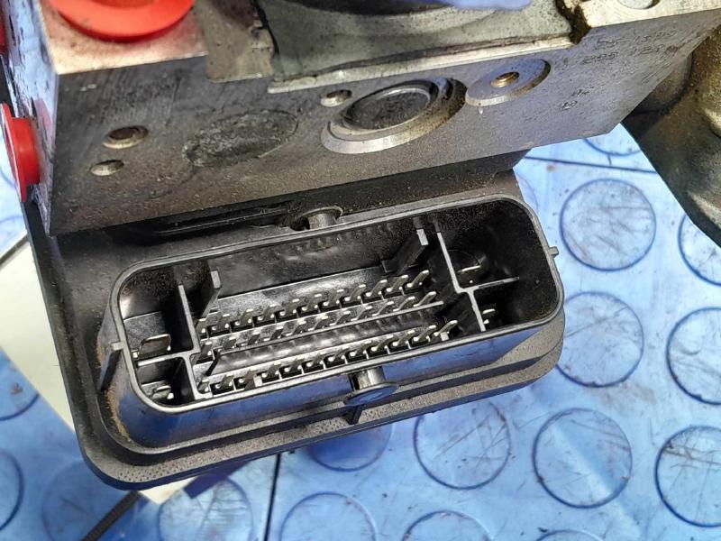2013 Cadillac ATS ABS Anti Lock Brake Pump Modulator Assembly OEM 22994616