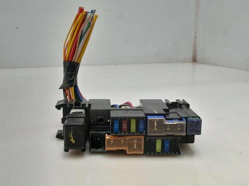 2016 Nissan Frontier Cabin Fuse Box