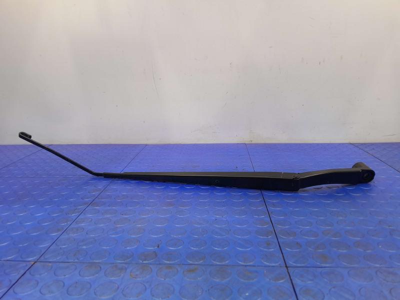 2020 Nissan Kicks Wiper Arm
