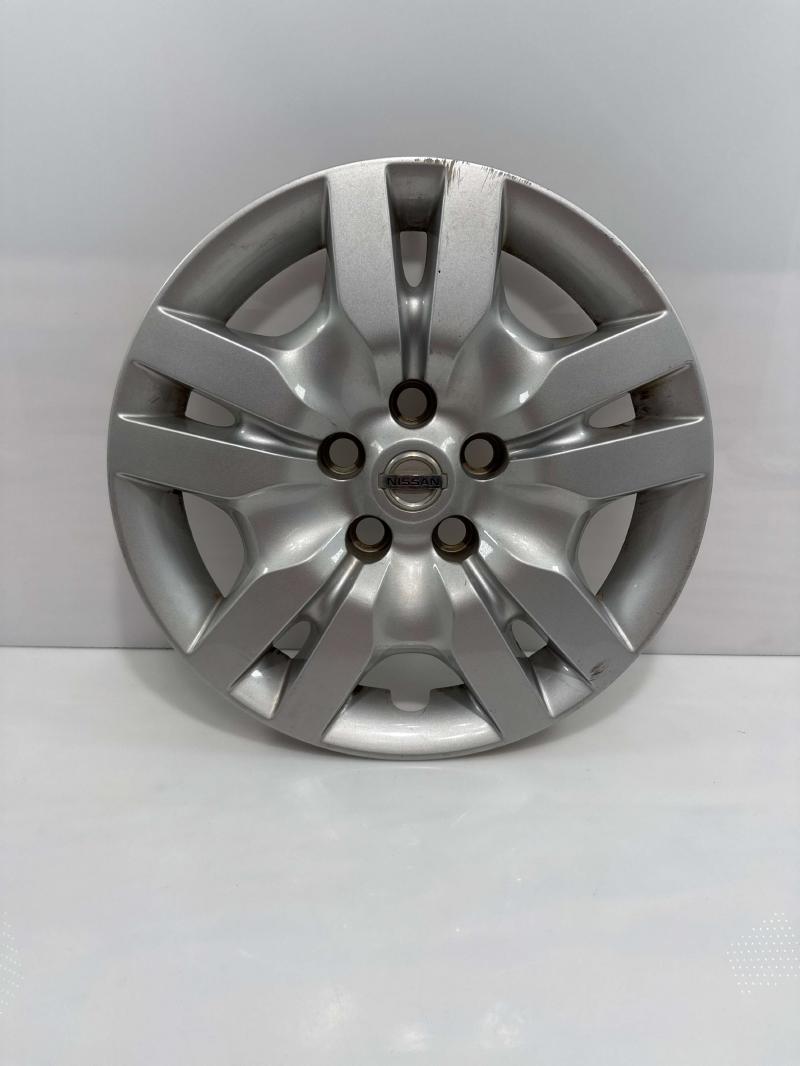 2010 Nissan Altima Wheel Cover