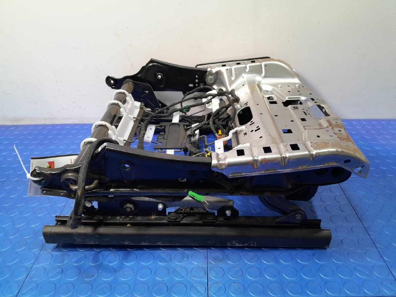 2018 Volvo S90 Seat Track