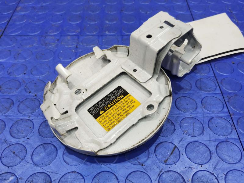 2010 Lexus RX350 RX450H Fuel Tank Door