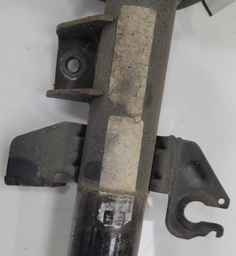 2015 Chrysler 200 Strut Assembly