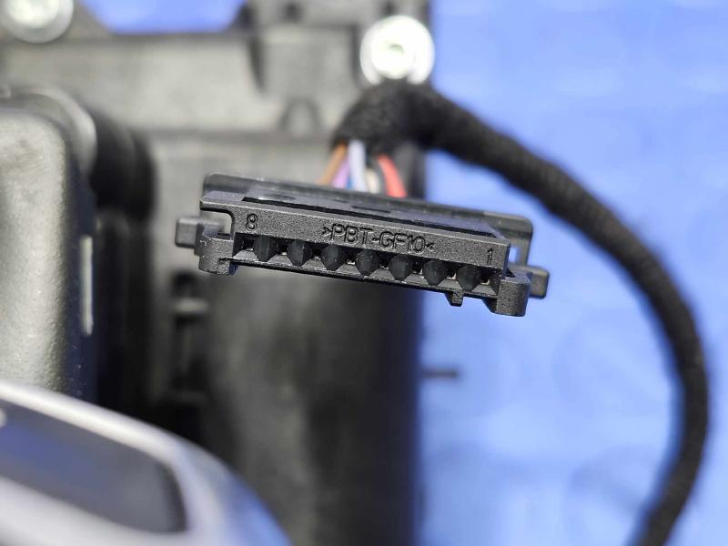 2017-2019 Audi Q7 Automatic Gear Shifter Assembly Genuine OEM 4M1713041E
