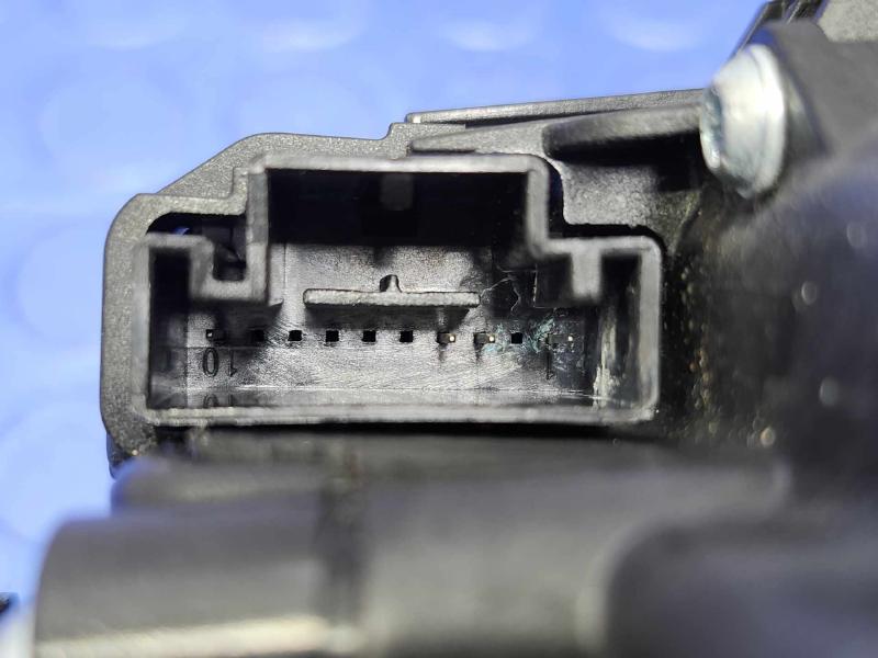 2017-2019 Audi Q7 Automatic Gear Shifter Assembly Genuine OEM 4M1713041E