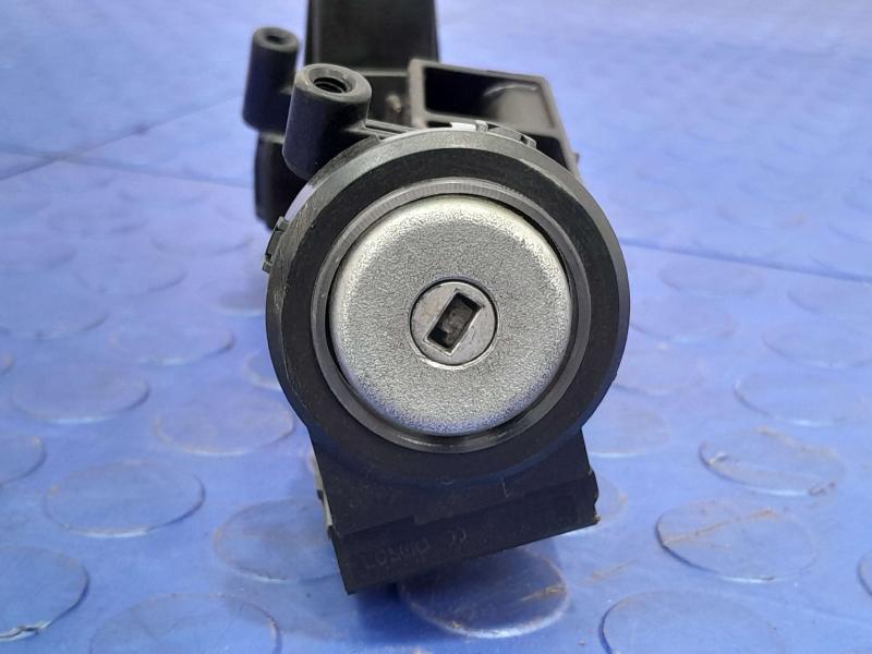 2012-2018 Ford Focus Ignition Switch Assembly without Key Genuine OEM Part