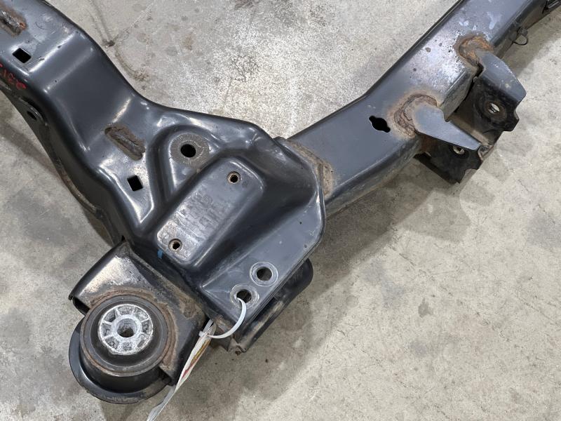 2013 Chevrolet Malibu Crossmember/Cradle/Undercarria