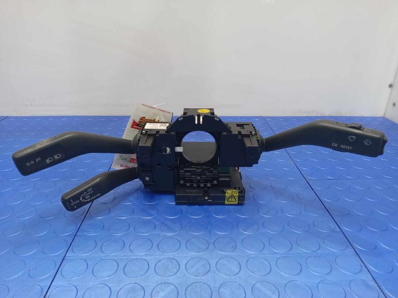 2006 Volkswagen Passat Combination Switch