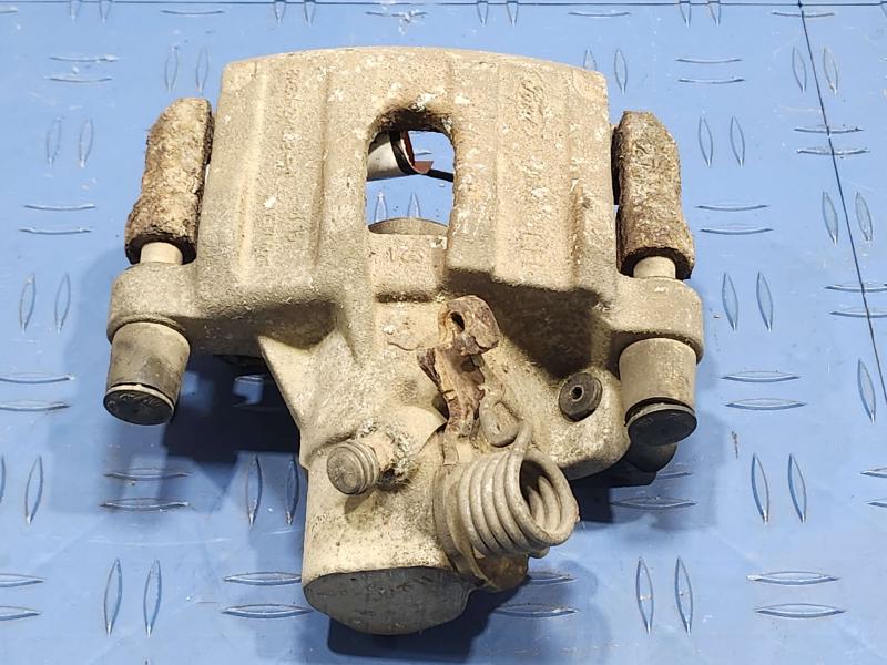 2012 Ford Focus Caliper
