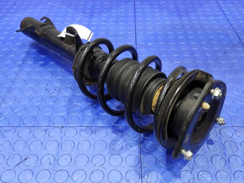 2014 MINI Cooper Countryman Strut Assembly