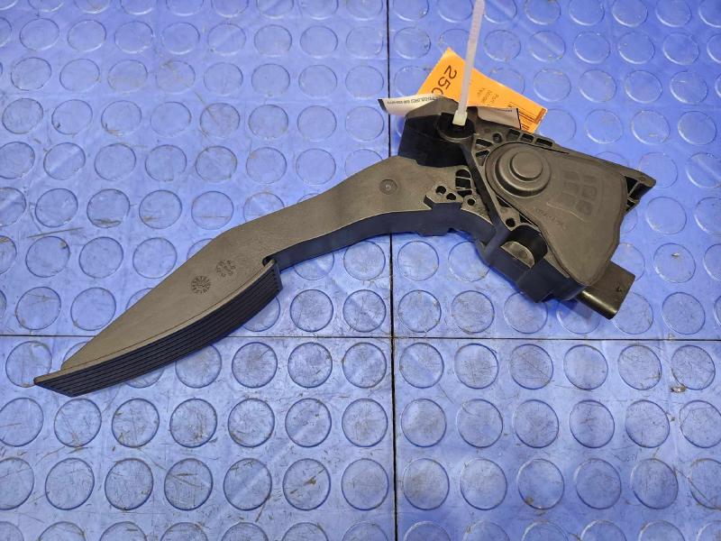 2024 Buick Envista Encore Accelerator Pedal Assembly Genuine OEM 42795022