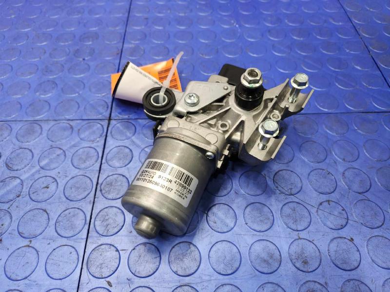 2024-2025 Buick Envista Windshield Wiper Motor Genuine OEM Part 42811561