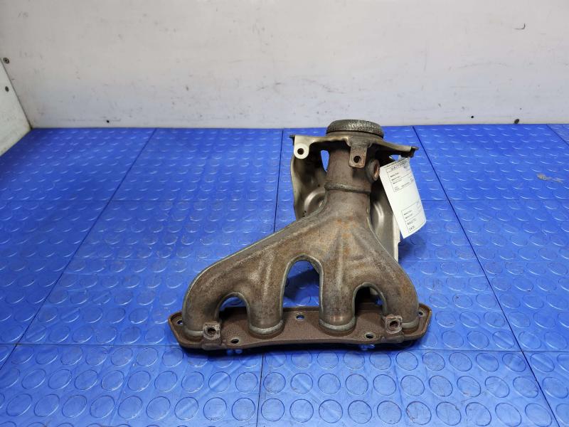 2016 Scion iM Exhaust Manifold