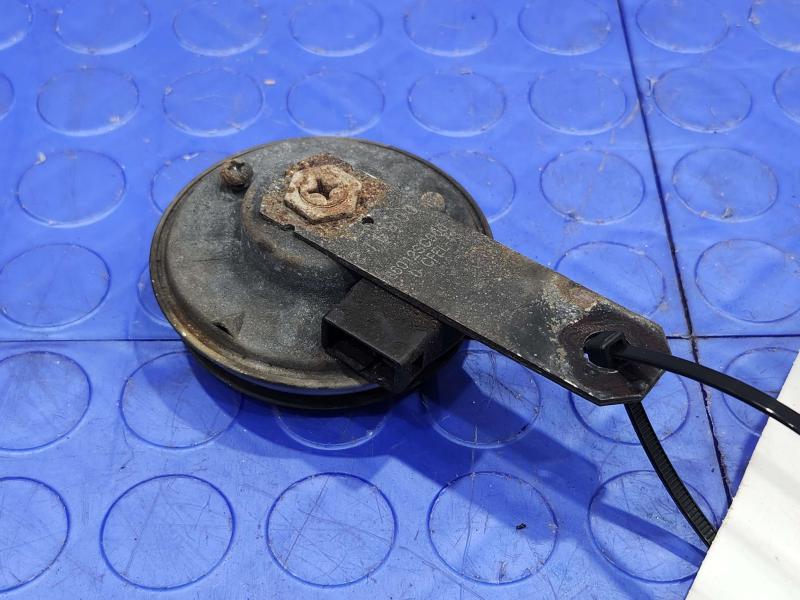 2009-2011 Subaru Forester Low Note Horn Assembly Genuine OEM 86029SC000