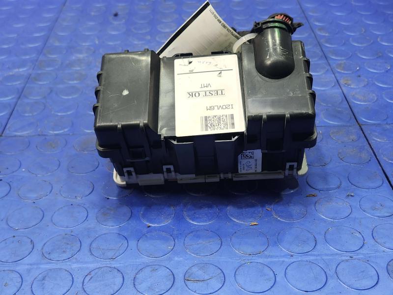 2018-2020 Buick Regal Cabin Fuse Box Relay Junction Block OEM 33172518