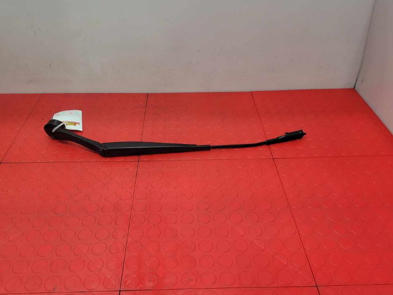 2014 Ford Fusion Wiper Arm