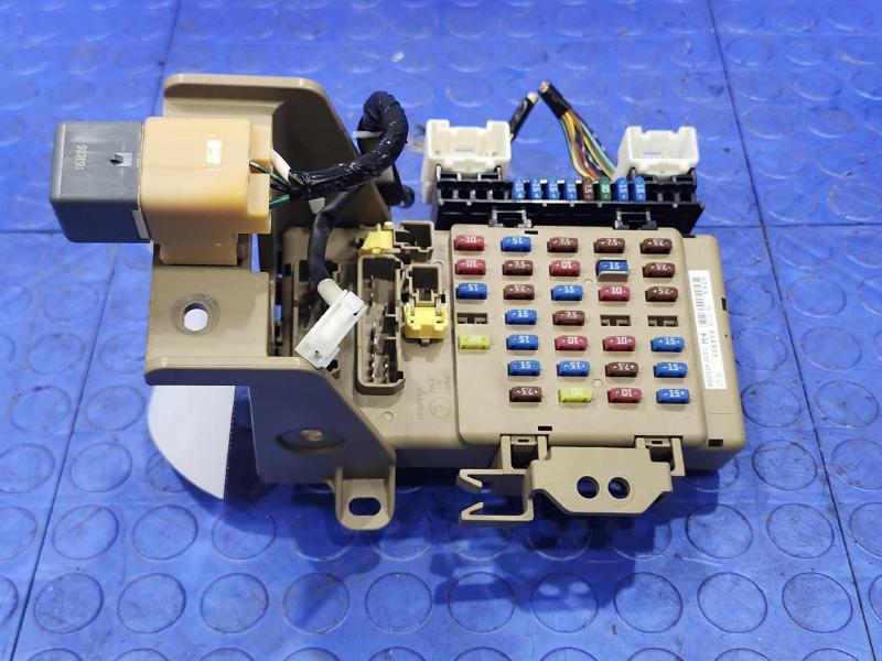 2014-2016 Subaru Forester Fuse Box Relay Junction Box OEM 82201FJ110