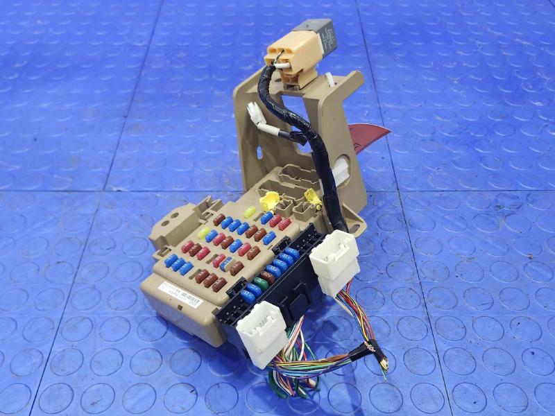 2014-2016 Subaru Forester Fuse Box Relay Junction Box OEM 82201FJ110