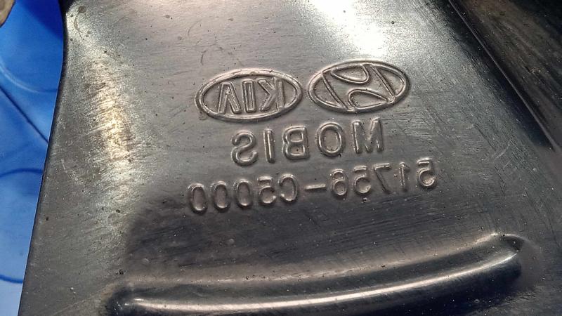 2017 Kia Sorento Spindle Knuckle Front
