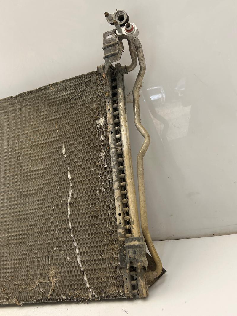 2005 Ford Crown Victoria Condenser