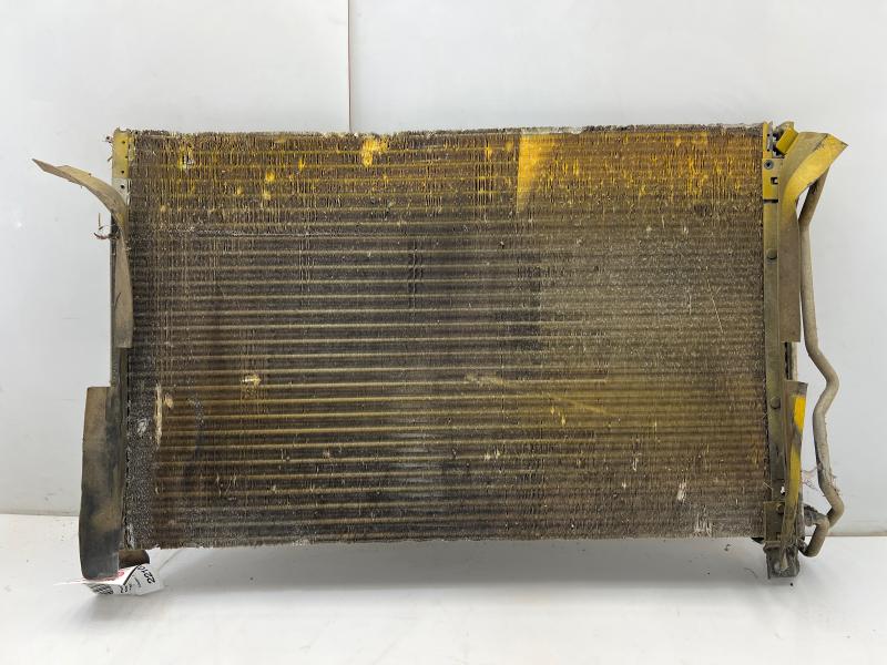 2005 Ford Crown Victoria Condenser