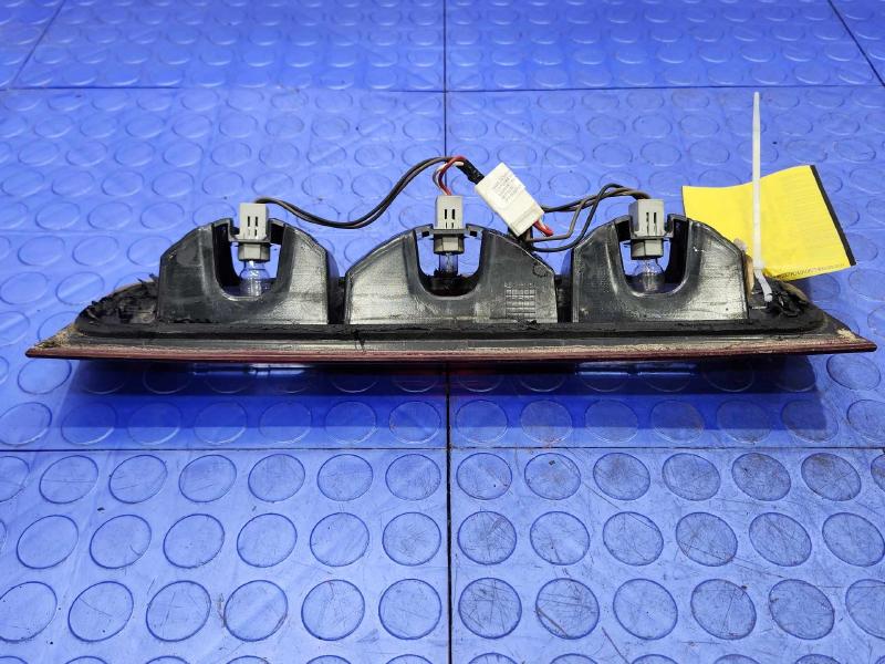 2010 Dodge Ram 1500 3Rd Brake Light Avoidance Lamp