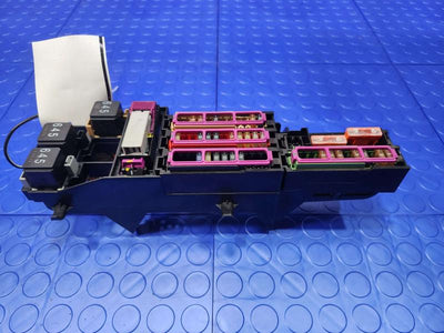 2014 Audi A7 Cabin Fuse Box