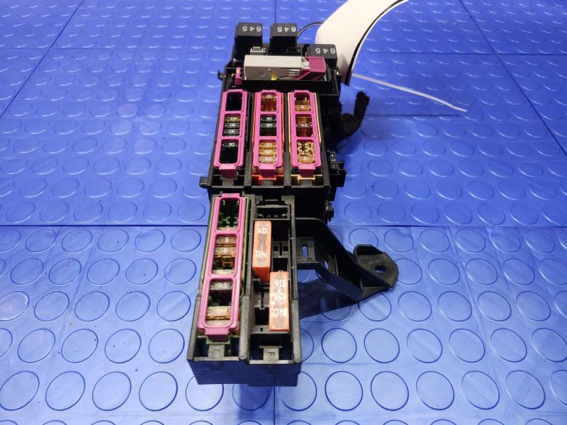 2014 Audi A7 Cabin Fuse Box
