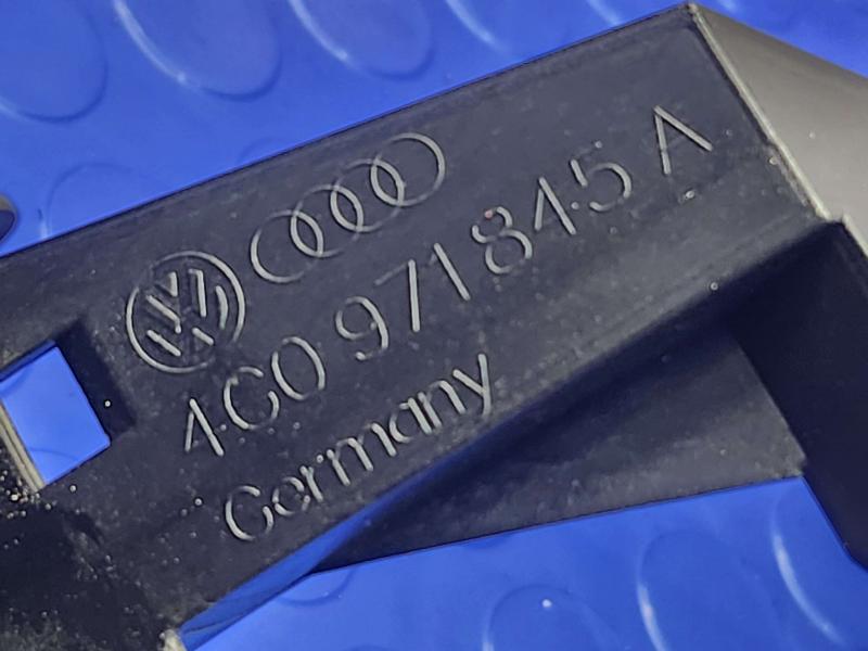 2014 Audi A7 Cabin Fuse Box