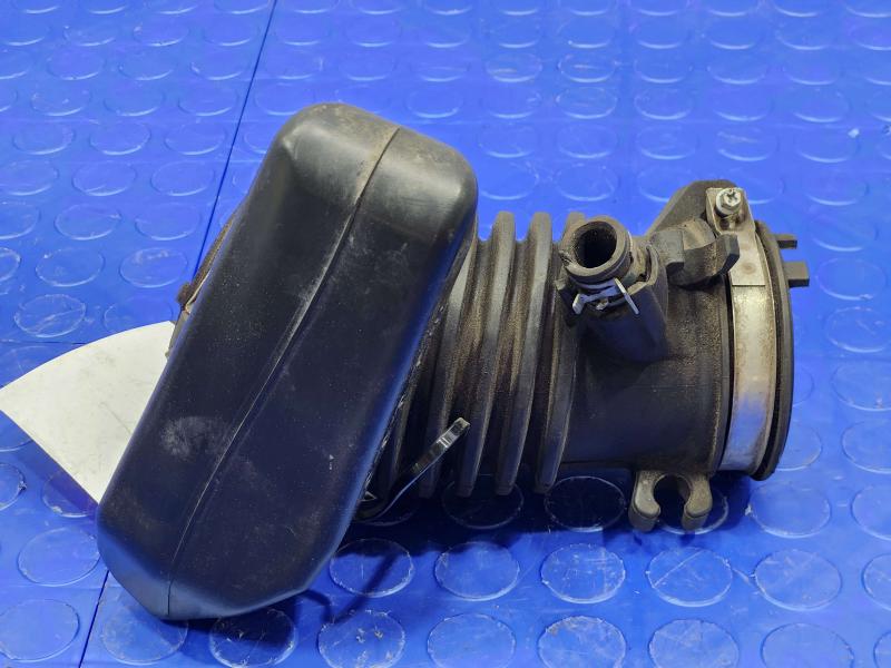 2019 Honda HR-V Air Intake Tube/Resonator