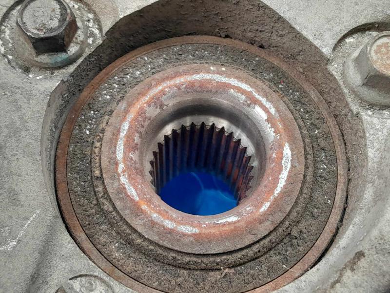 2007 Pontiac Solstice Rear Knuckle/Stub Axle