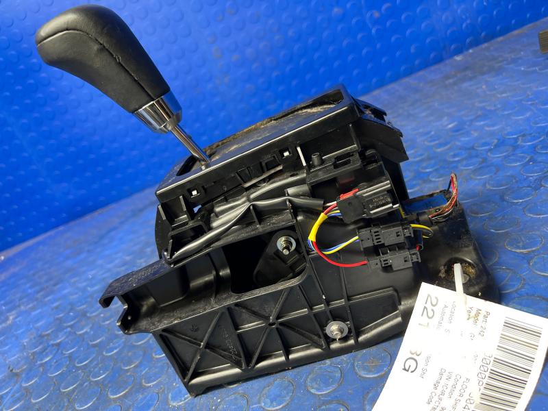 2012 2013 Jeep Grand Cherokee Automatic Shifter Assembly 6 Spd Trans ONLY OEM 52124793AC