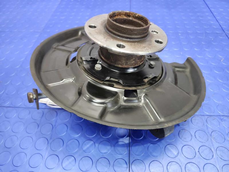 2014 BMW 228i Rear Knuckle/Stub Axle