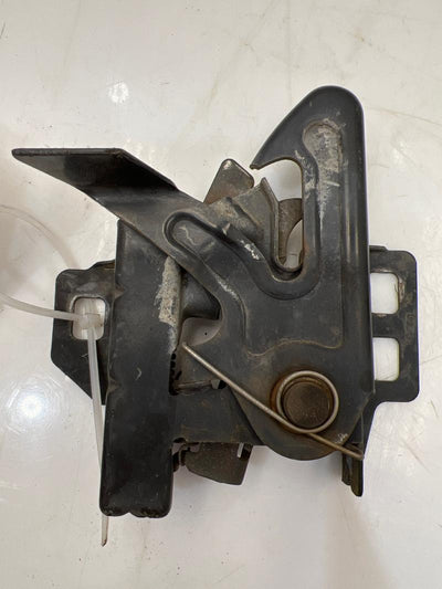 2001 GMC Savana 3500 Hood Latch