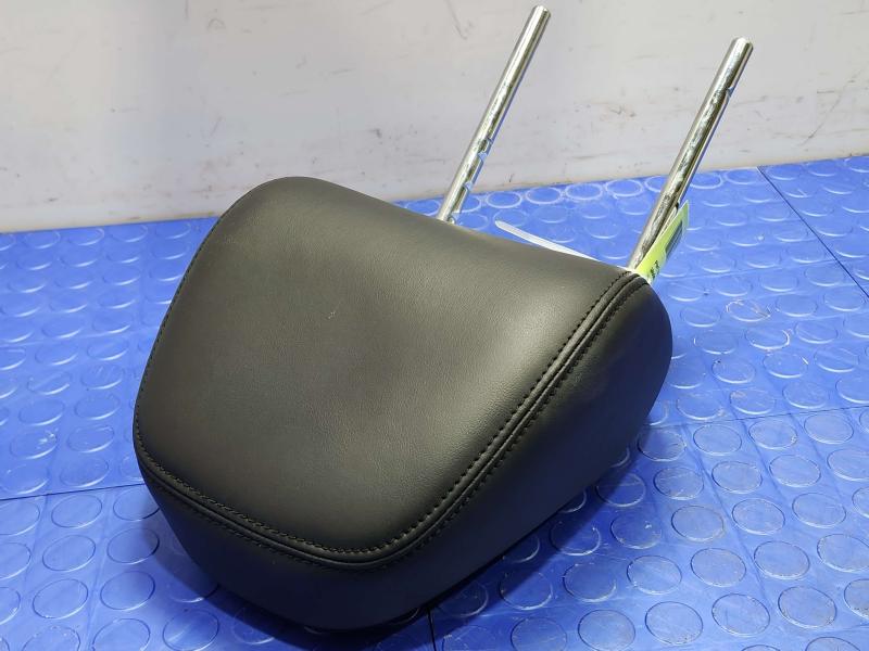 2015 Infiniti Q50 Headrest