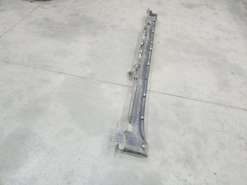 2014 Toyota Prius Rocker Moulding
