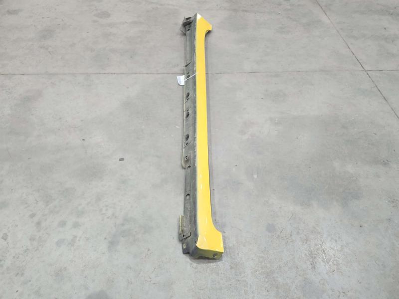 2014 Toyota Prius Rocker Moulding