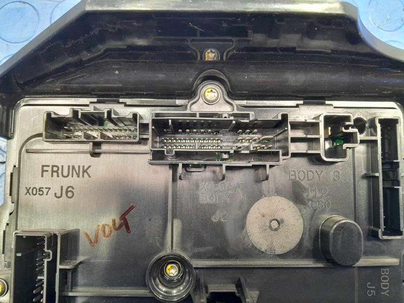 2021 Tesla Model 3 Chassis Brain Box