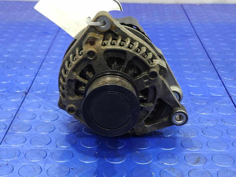 2016-2017 Honda Civic 1.5L Alternator Assembly Denso Genuine OEM 1042113710