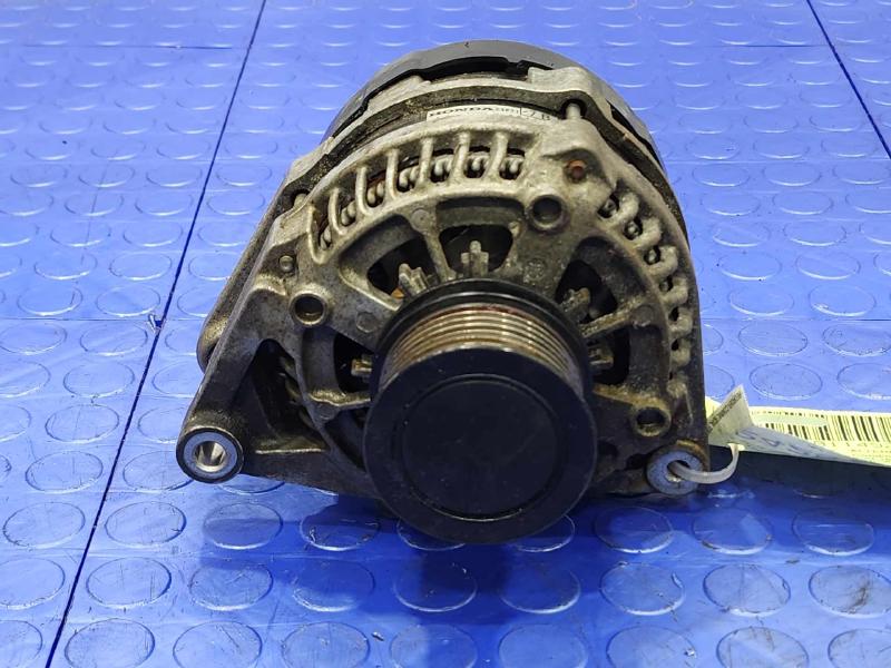 2016-2017 Honda Civic 1.5L Alternator Assembly Denso Genuine OEM 1042113710