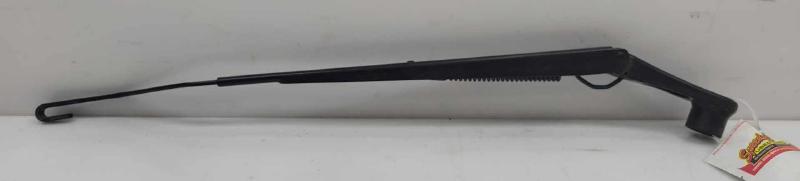 2005 - 2010 Jeep Grand Cherokee Windshield Wiper Arm RH Passenger Side OEM 5143534AA