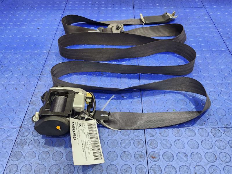 2011 Honda Pilot Front Seat Belt
